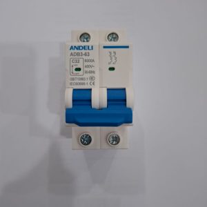 قاطع كهربائي 32 امبير ثنائي